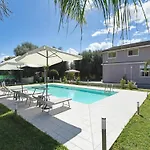 Сasa de vacaciones With Private Pool *